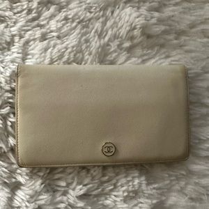 Authentic CHANEL Bi-fold wallet